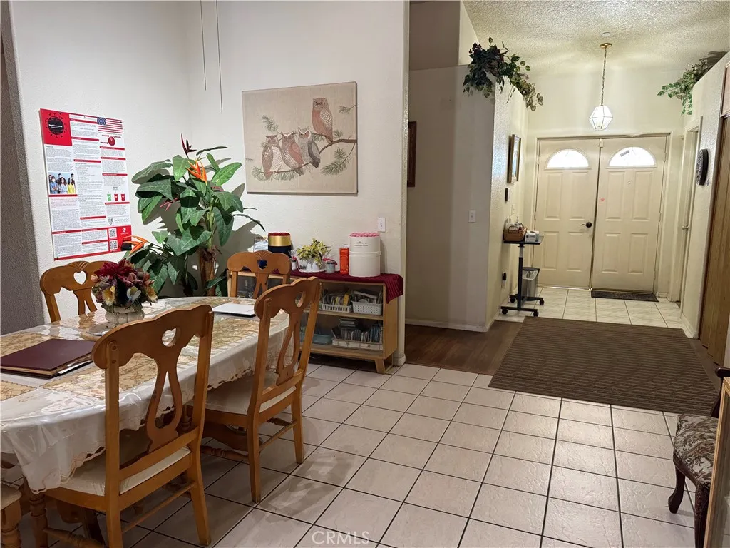 21160 Us Highway 18, Apple Valley, California 92307 home-pic-7