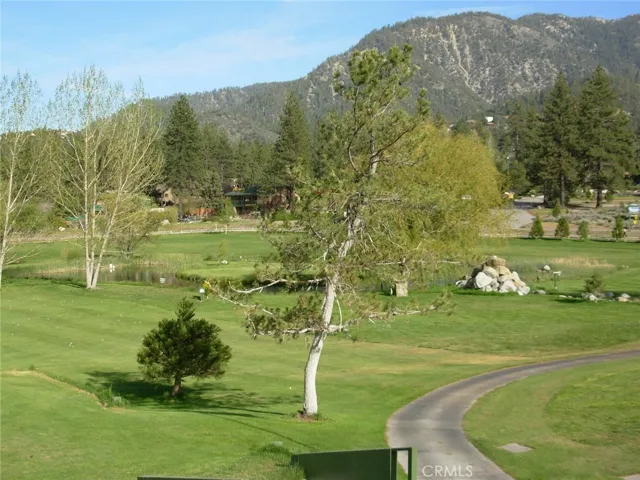 Walk to golf course