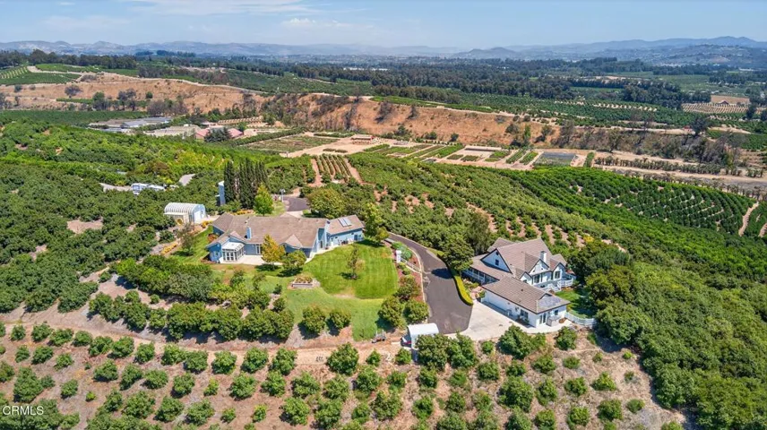 66-web-or-mls-007_Upmarketmedia_6150Baj-