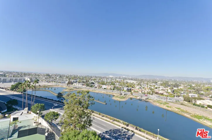 4316 Marina City 823, Marina Del Rey, California 90292