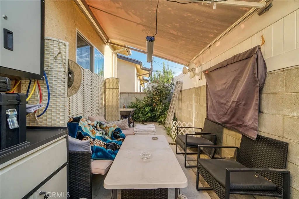 7663 Shadyglade Avenue, North Hollywood, California 91605 home-pic-28