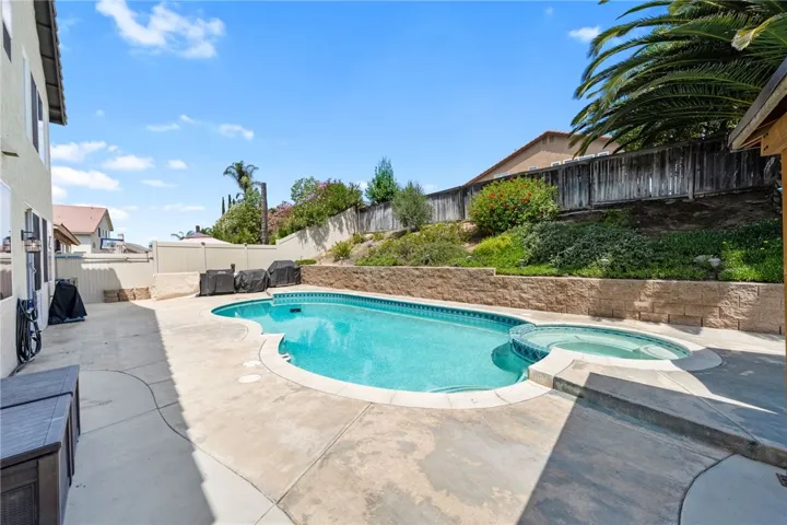 24084 Verdun Lane, Murrieta, California 92562