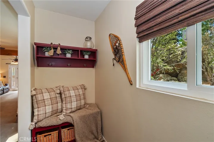 39239 Mohawk Drive, Fawnskin, California 92333