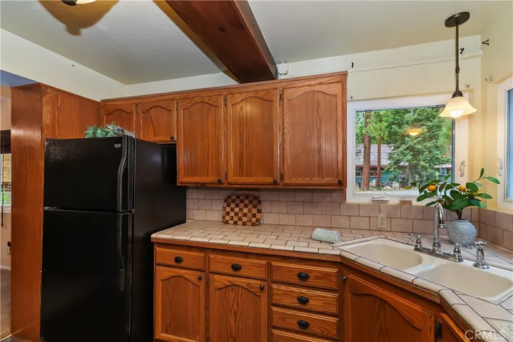 39239 Mohawk Drive, Fawnskin, California 92333