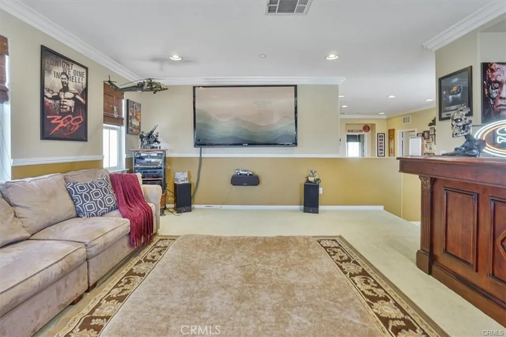 5003 Thornberry Way, Fontana, California 92336 home-pic-38