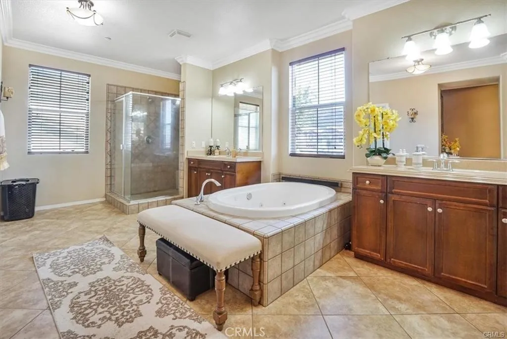 5003 Thornberry Way, Fontana, California 92336 home-pic-45