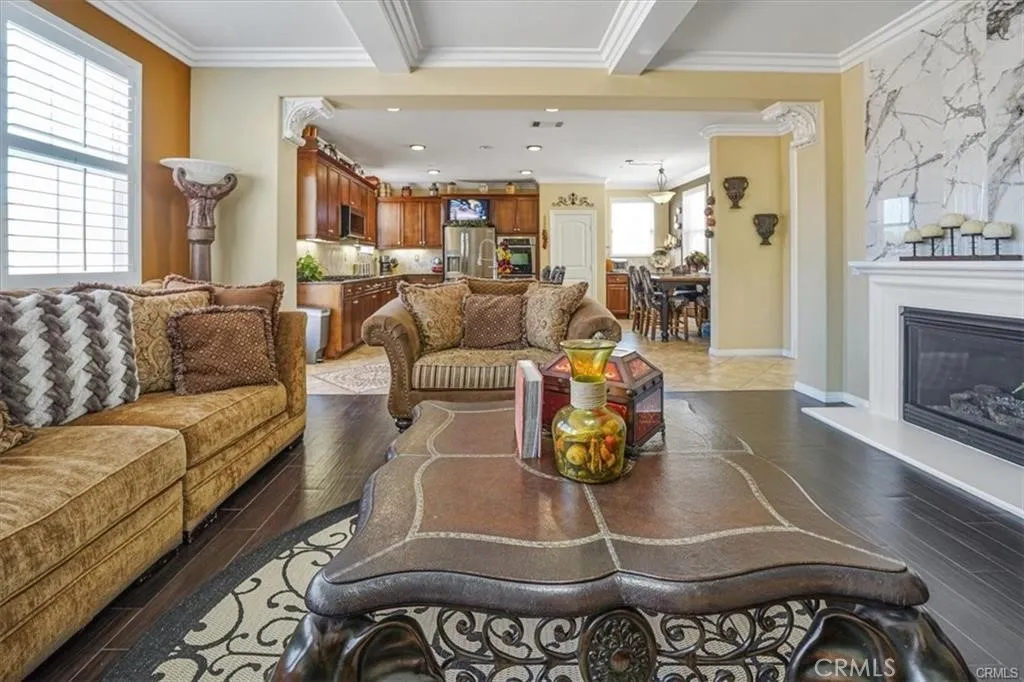 5003 Thornberry Way, Fontana, California 92336 home-pic-15