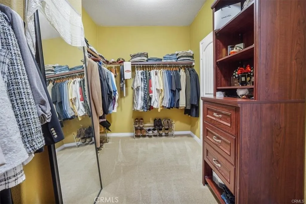 5003 Thornberry Way, Fontana, California 92336 home-pic-50
