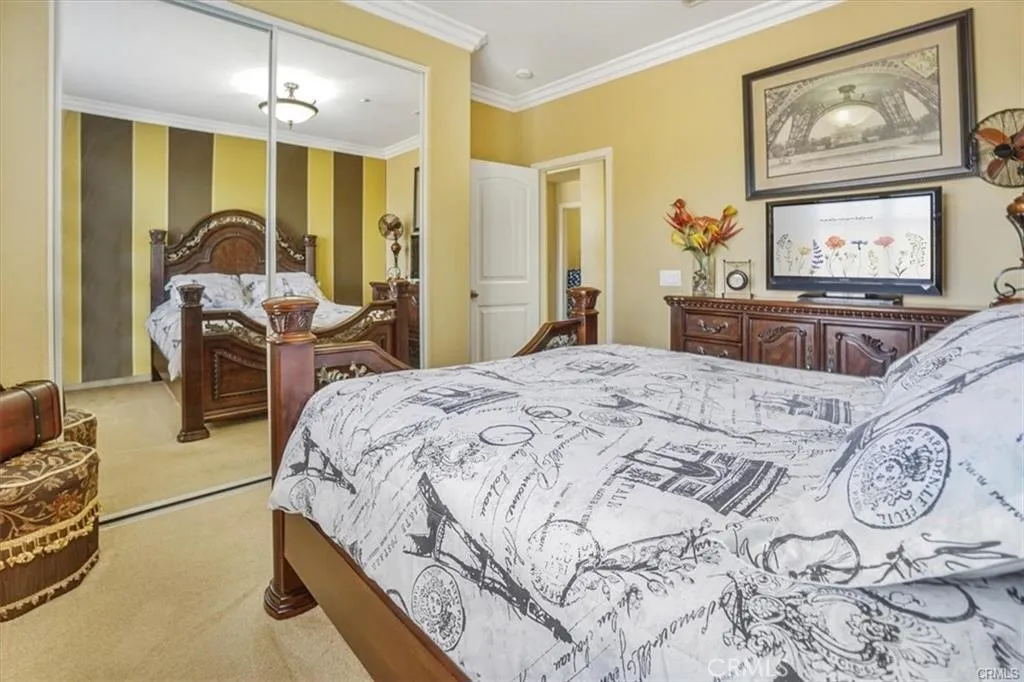 5003 Thornberry Way, Fontana, California 92336 home-pic-17