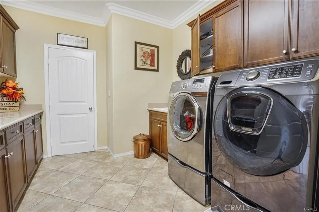 5003 Thornberry Way, Fontana, California 92336 home-pic-44