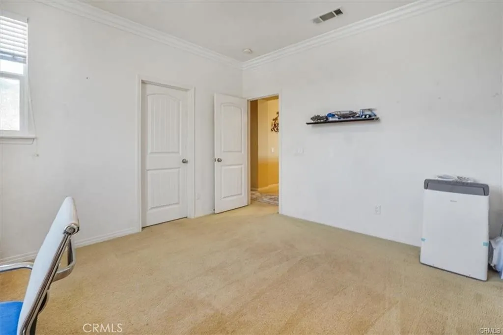 5003 Thornberry Way, Fontana, California 92336 home-pic-54