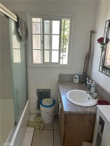1743 -45 W 60th Place, Los Angeles, California 90047