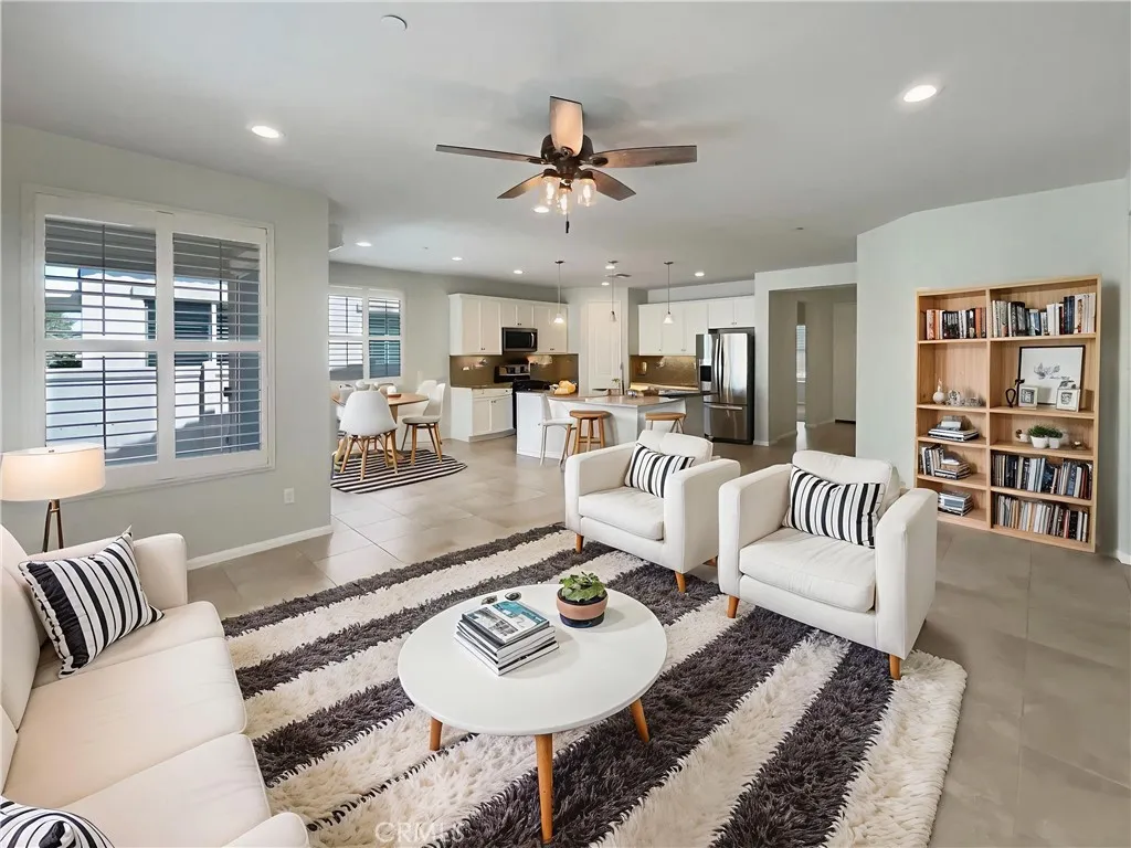 11594 Beryl Street, Apple Valley, California 92308 home-pic-2