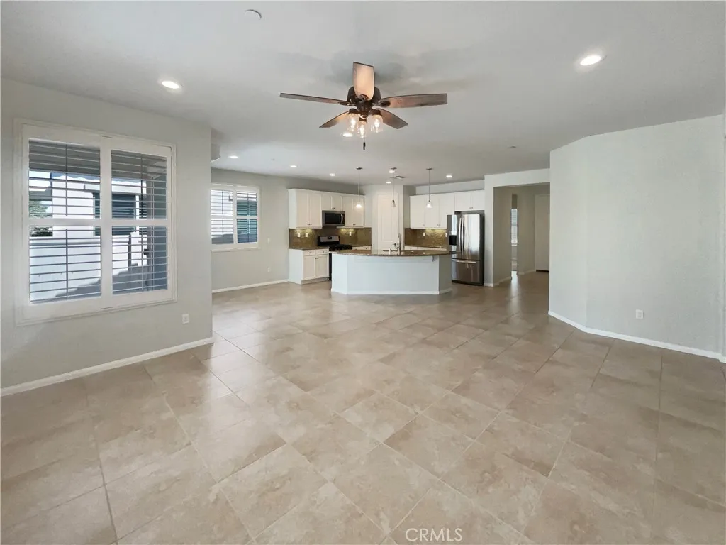 11594 Beryl Street, Apple Valley, California 92308 home-pic-3