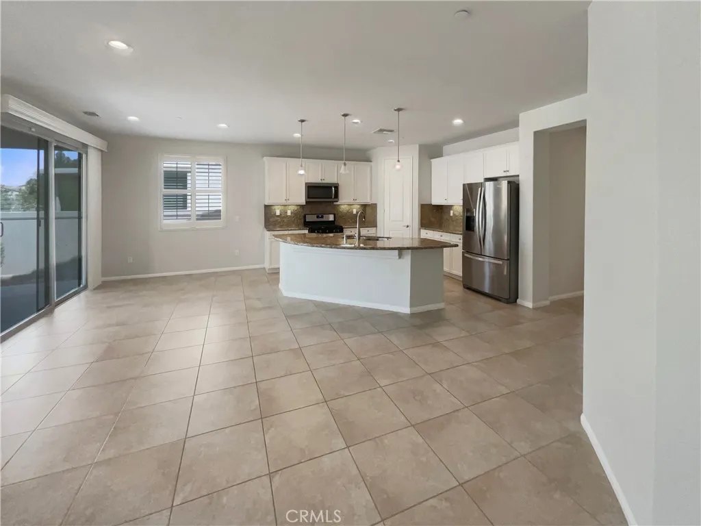 11594 Beryl Street, Apple Valley, California 92308 home-pic-14