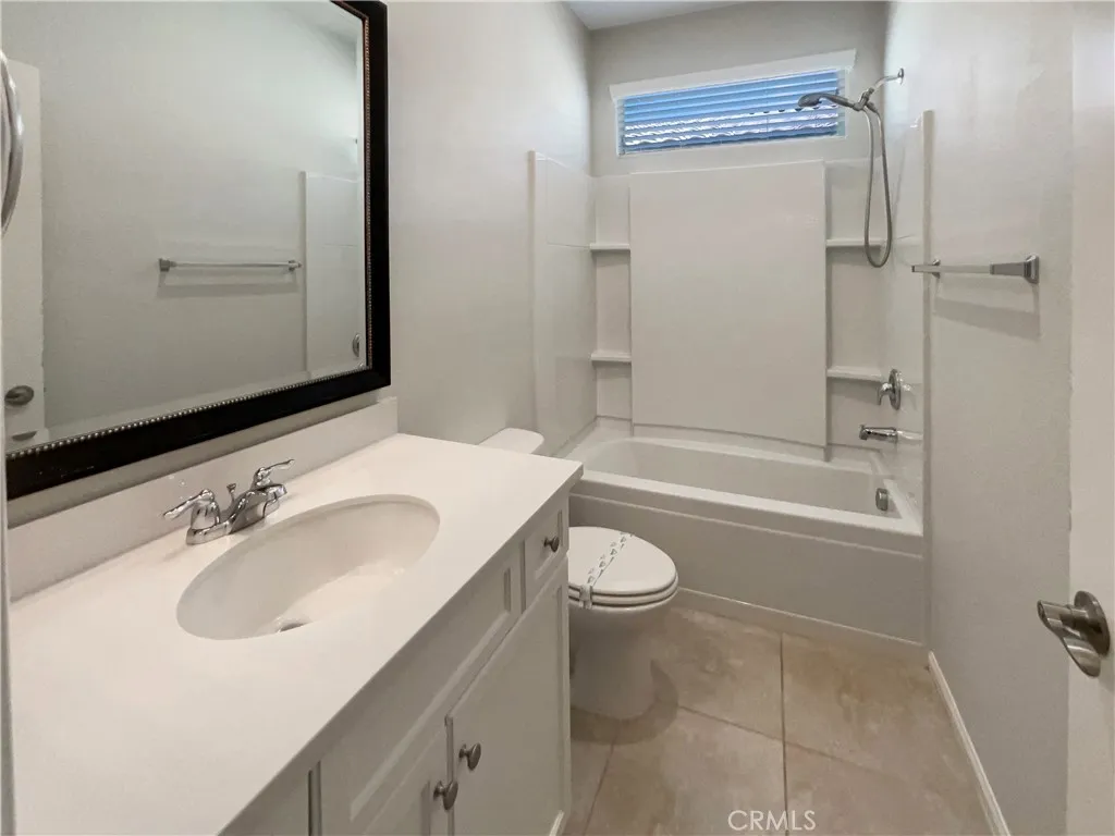 11594 Beryl Street, Apple Valley, California 92308 home-pic-10