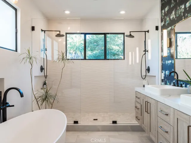 2082 Fixlini Street, San Luis Obispo, California 93401