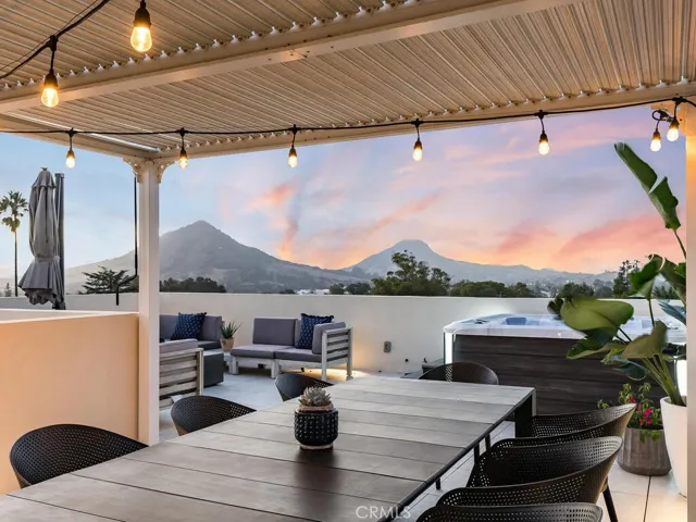 2082 Fixlini Street, San Luis Obispo, California 93401
