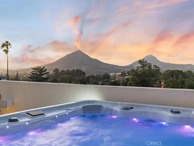 2082 Fixlini Street, San Luis Obispo, California 93401
