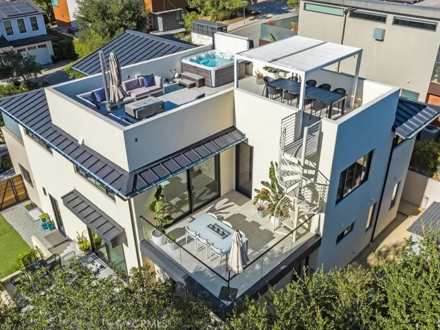 2082 Fixlini Street, San Luis Obispo, California 93401