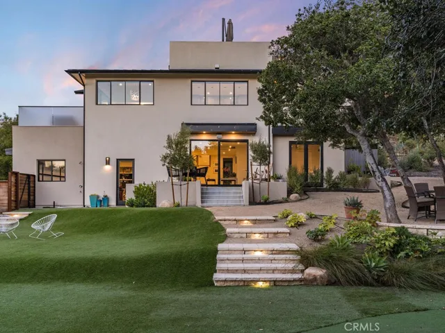 2082 Fixlini Street, San Luis Obispo, California 93401