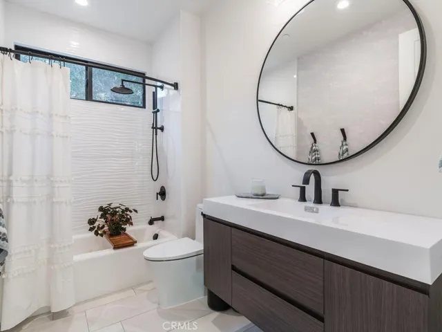 2082 Fixlini Street, San Luis Obispo, California 93401