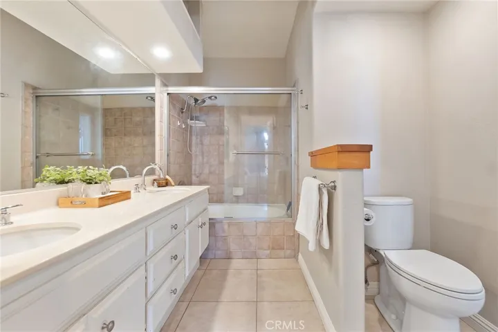 17191 Corbina Lane 207, Huntington Beach, California 92649