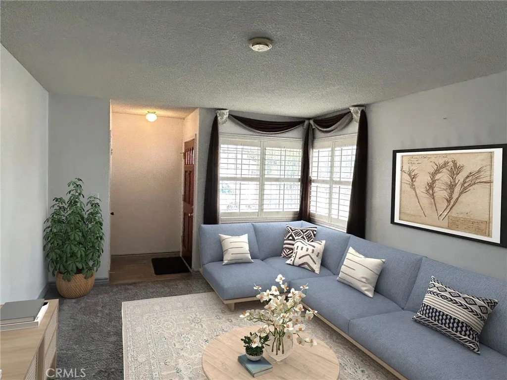 17513 Keene Avenue, Carson, California 90746 home-pic-3