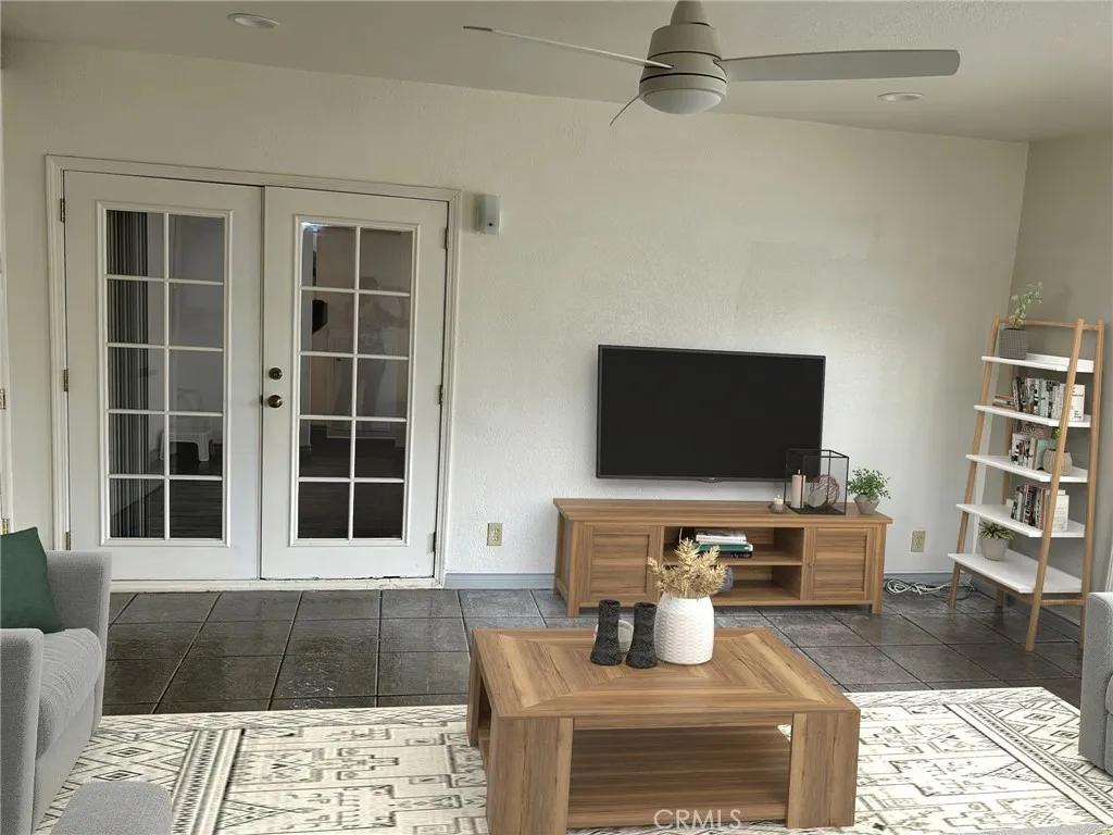 17513 Keene Avenue, Carson, California 90746 home-pic-19