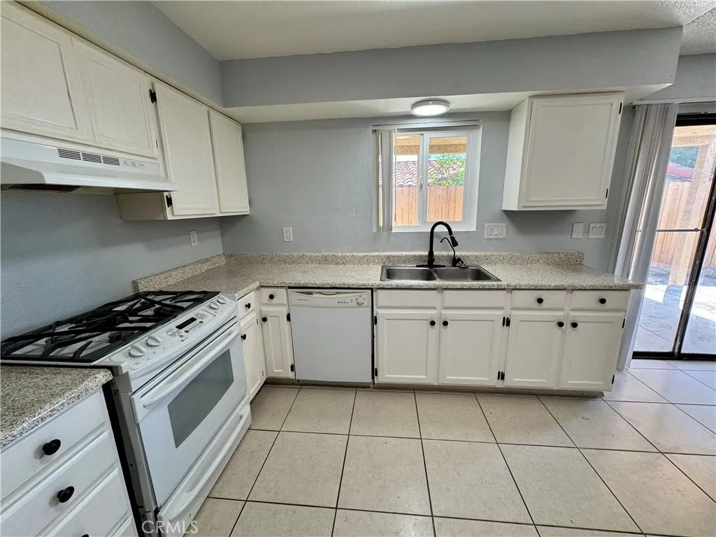 66355 5th Street, Desert Hot Springs, California 92240 home-pic-8