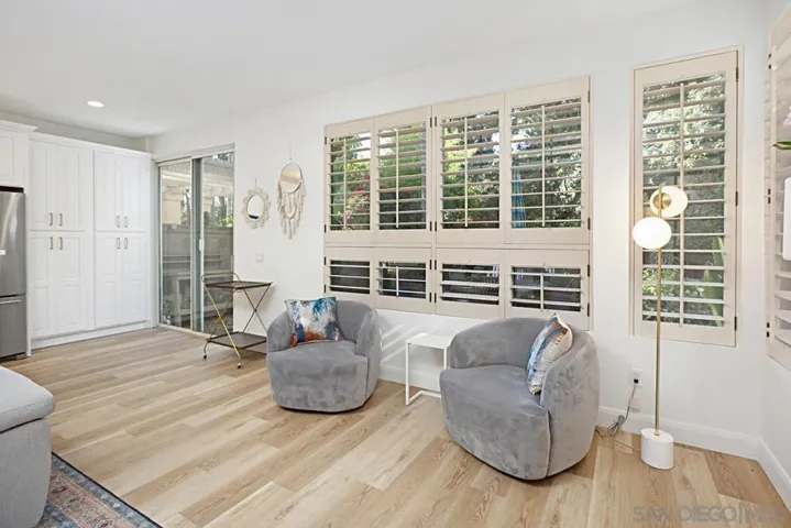 5554 Renaissance Ave. 3, San Diego, California 92122
