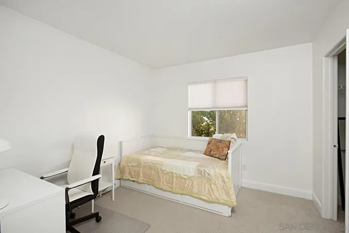 5554 Renaissance Ave. 3, San Diego, California 92122
