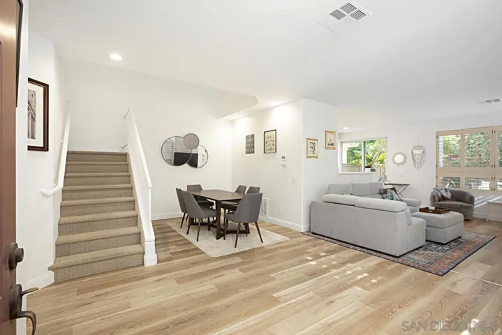 5554 Renaissance Ave. 3, San Diego, California 92122