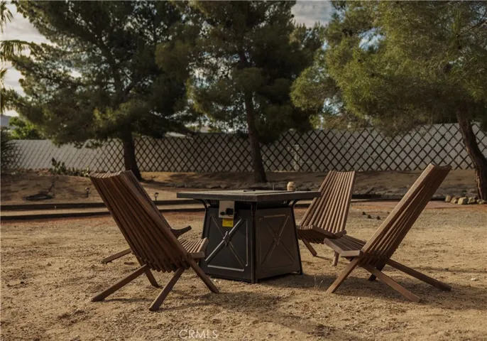 8799 Palomar Avenue, Yucca Valley, California 92284