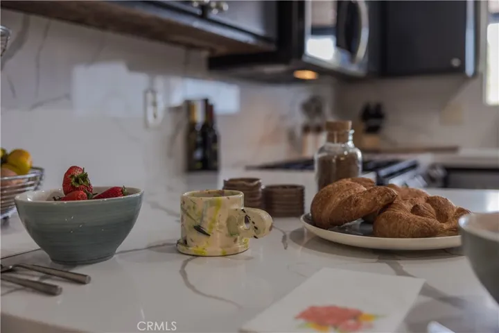 8799 Palomar Avenue, Yucca Valley, California 92284