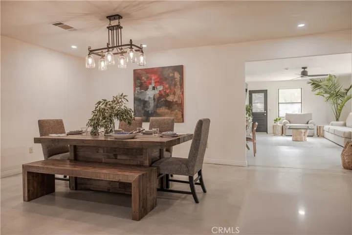 8799 Palomar Avenue, Yucca Valley, California 92284