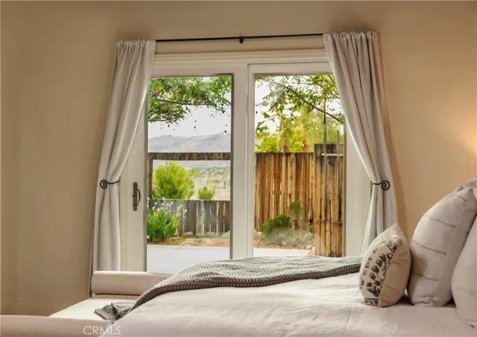 8799 Palomar Avenue, Yucca Valley, California 92284