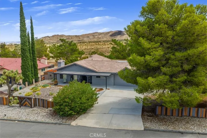 8799 Palomar Avenue, Yucca Valley, California 92284