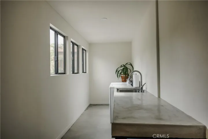 8799 Palomar Avenue, Yucca Valley, California 92284