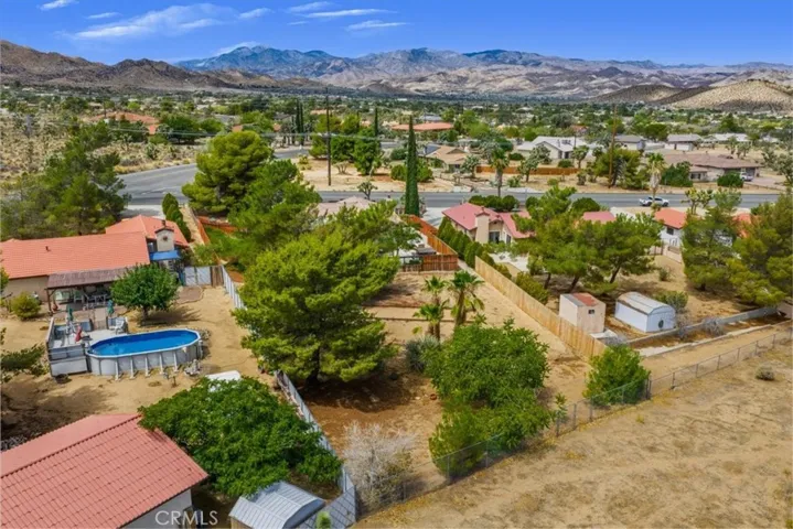 8799 Palomar Avenue, Yucca Valley, California 92284