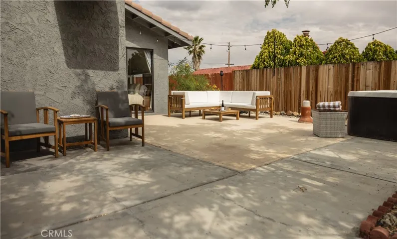 8799 Palomar Avenue, Yucca Valley, California 92284