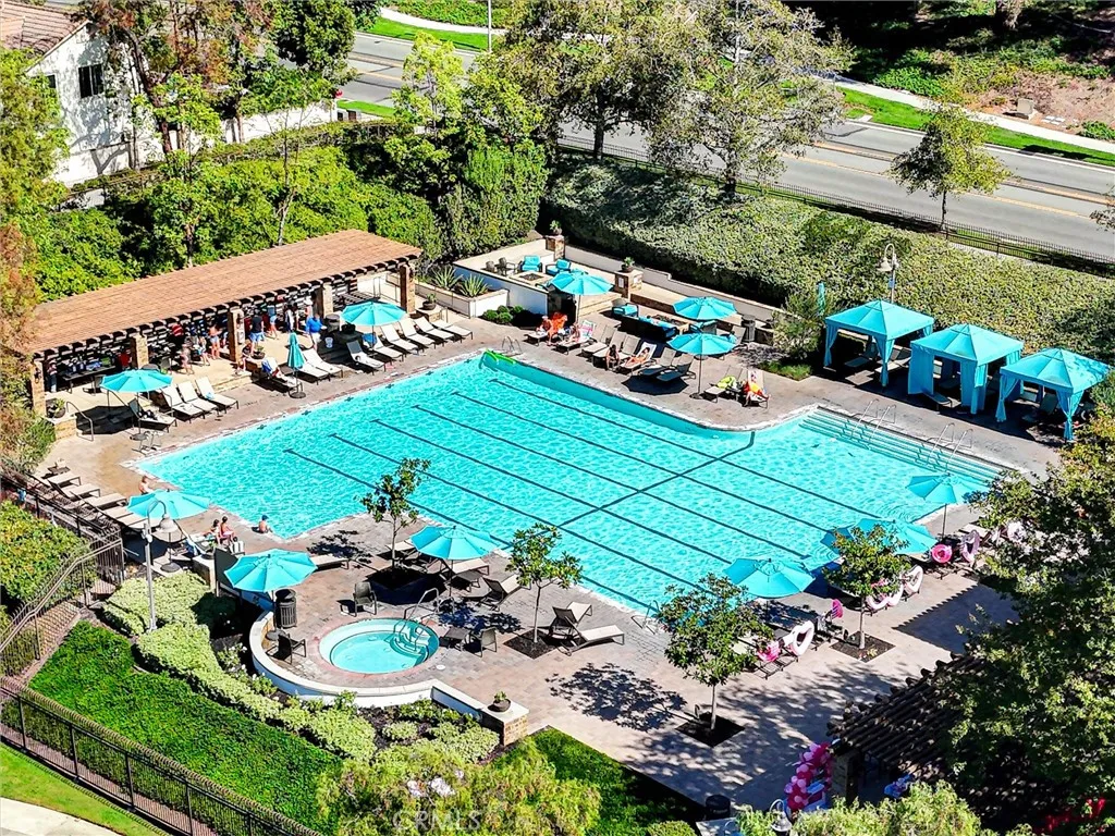 12 Poppyfield Lane, Rancho Santa Margarita, California 92688 home-pic-26