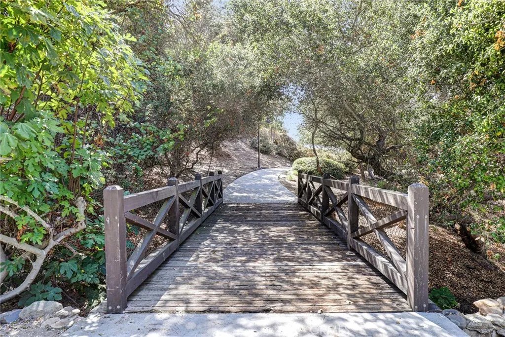 12 Poppyfield Lane, Rancho Santa Margarita, California 92688 home-pic-31