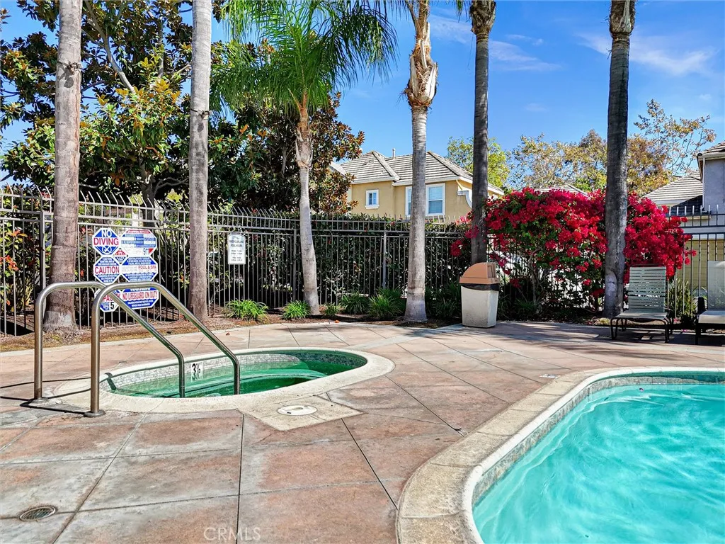 12 Poppyfield Lane, Rancho Santa Margarita, California 92688 home-pic-24