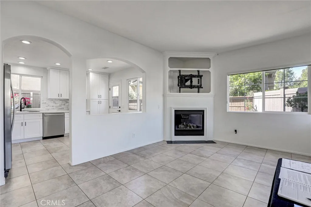 12 Poppyfield Lane, Rancho Santa Margarita, California 92688 home-pic-13