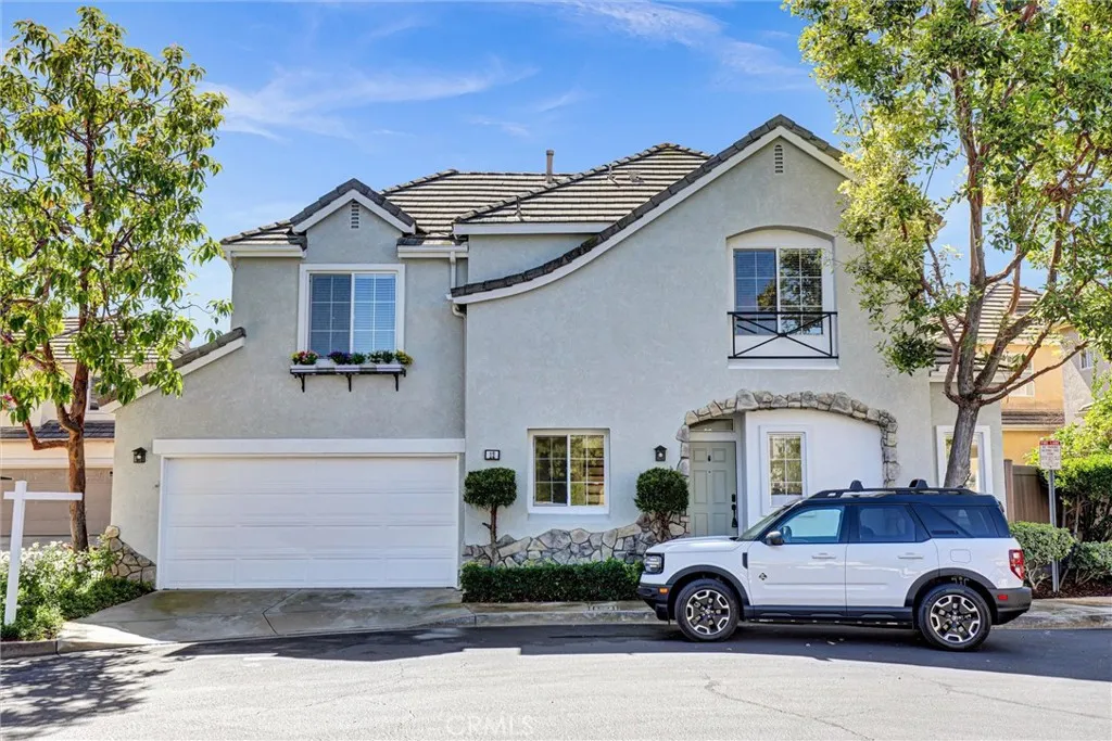 12 Poppyfield Lane, Rancho Santa Margarita, California 92688 home-pic-1