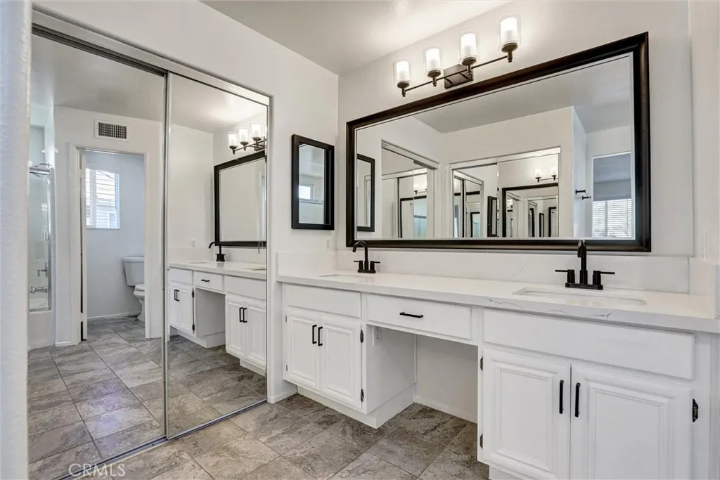 12 Poppyfield Lane, Rancho Santa Margarita, California 92688 home-pic-5