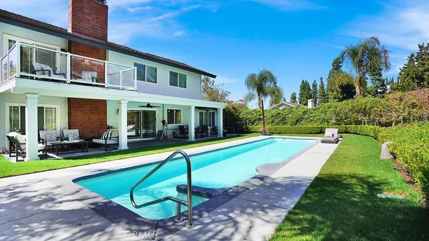 562 S Covered Wagon Trail, Anaheim Hills, California 92807