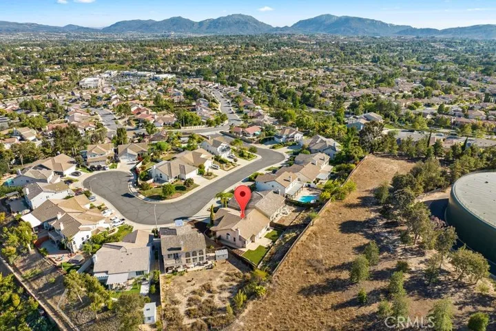 Overhead view of Placement of the home in the neighborhood