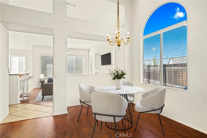 Dining Room Virtually Staged